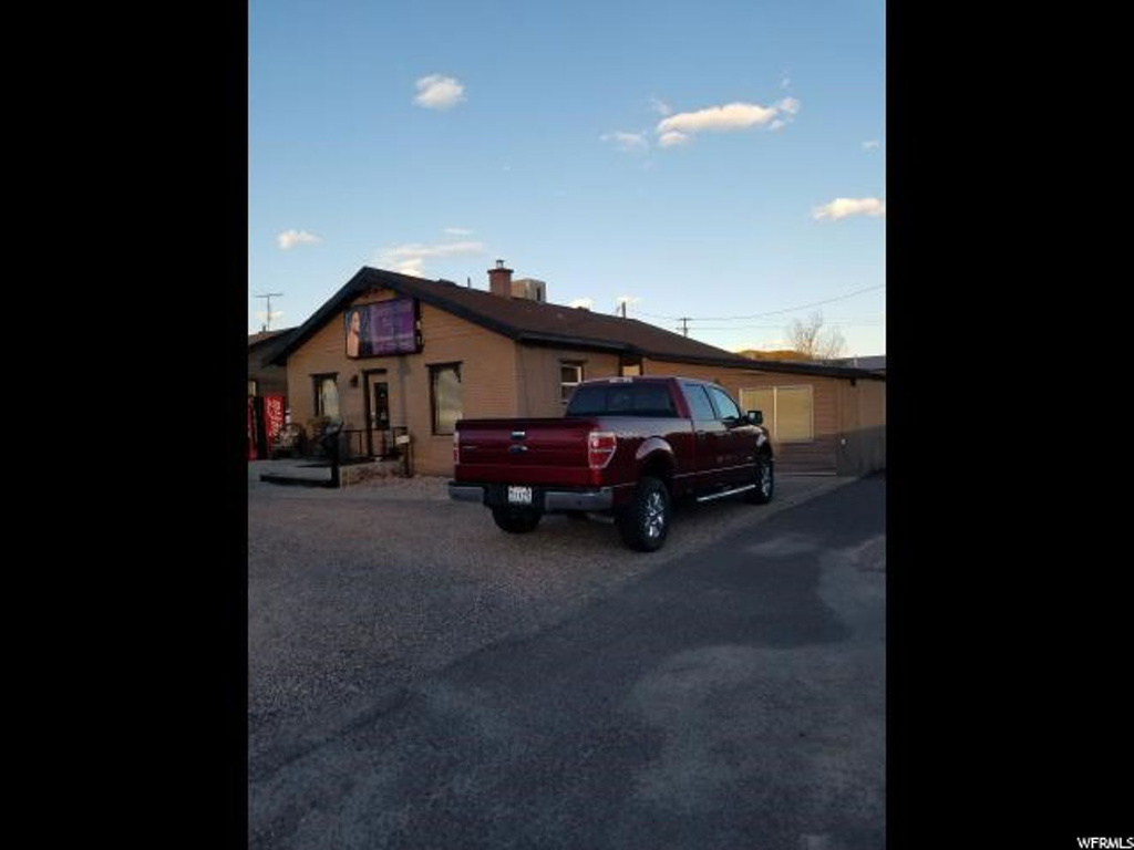 475 S Main St, Richfield, UT 84701