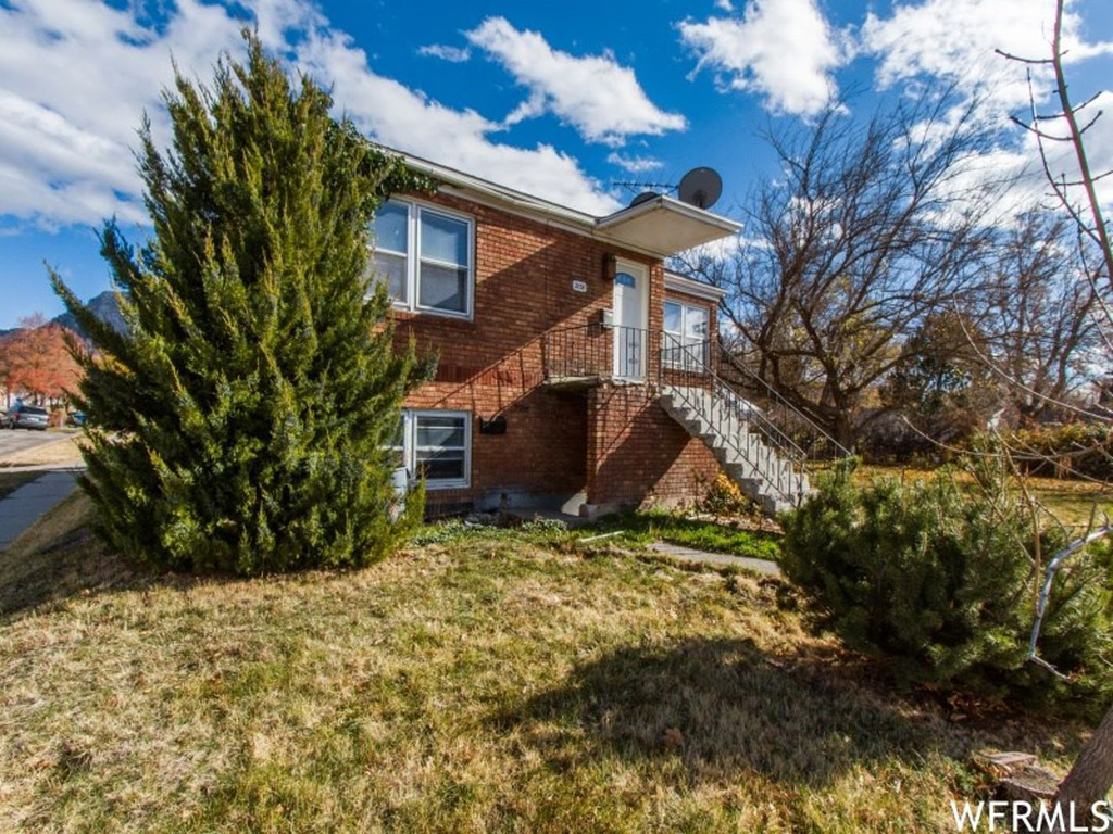 2058 S Jackson Ave E, Ogden, UT 84401