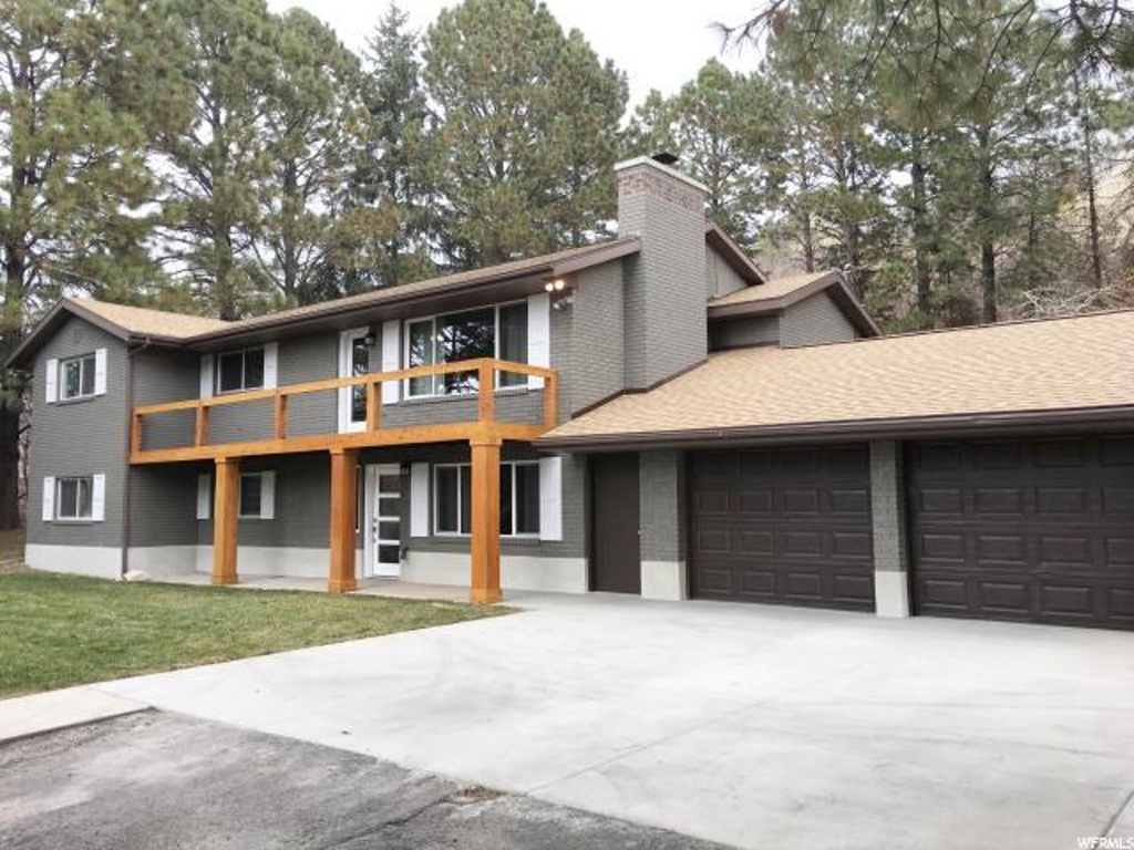 5374 S Old Post Rd E, South Ogden, UT 84403