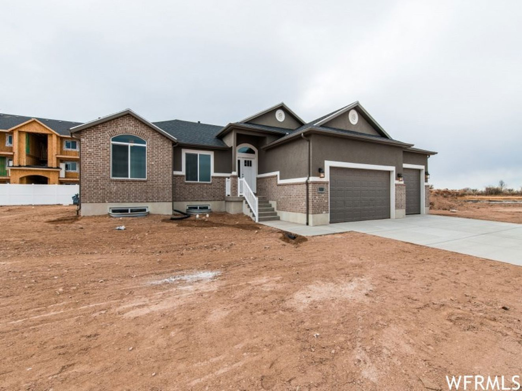 2159 W 3150 S, West Haven, UT 84401