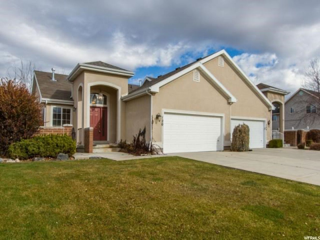 120 E 1875 N, North Ogden, UT 84414