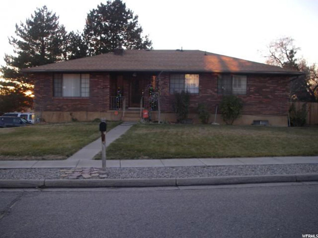 4915 S 850 E, South Ogden, UT 84403