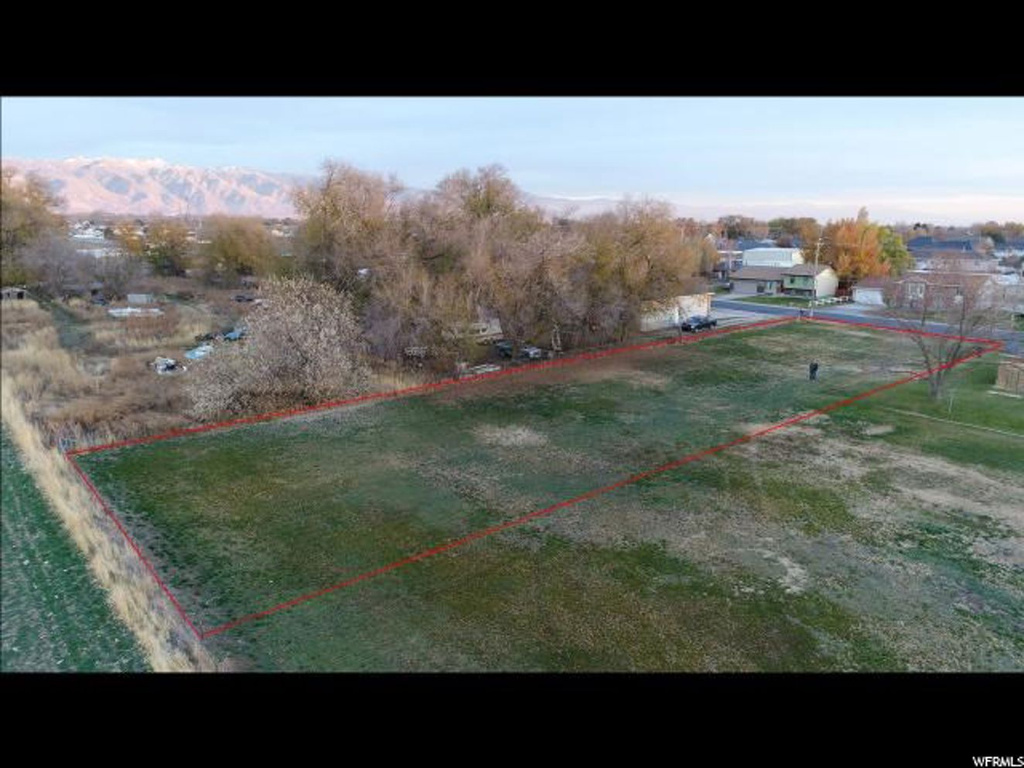2128 W 800 N, Clinton, UT 84015