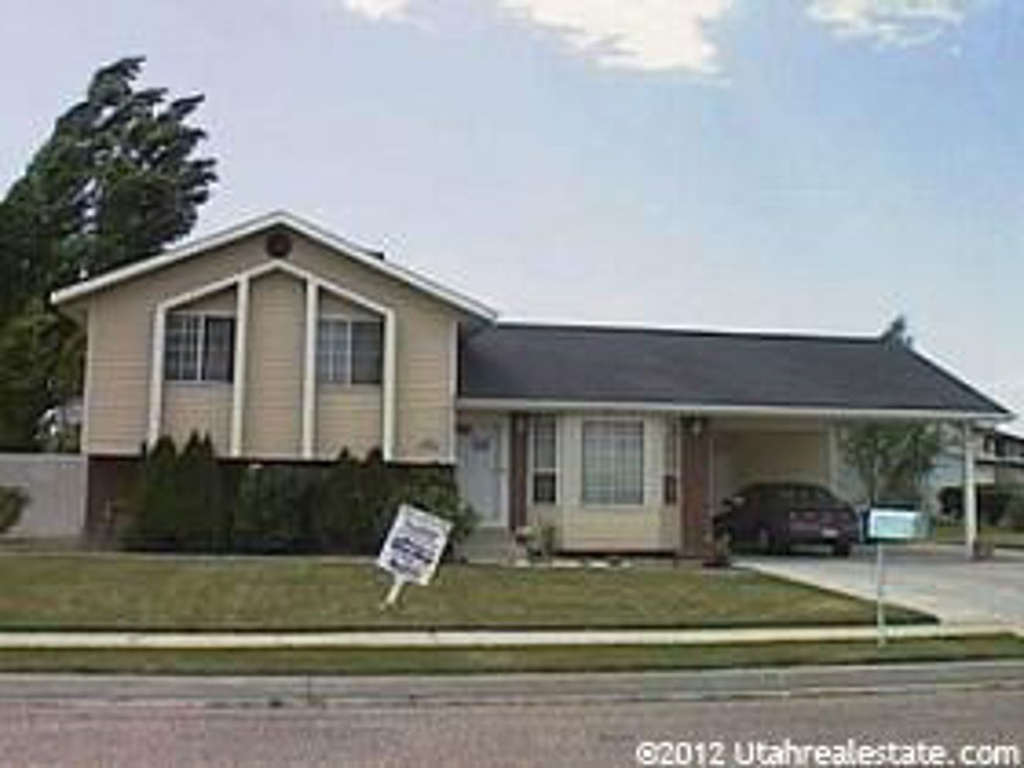 3974 W 5850 S, Roy, UT 84067