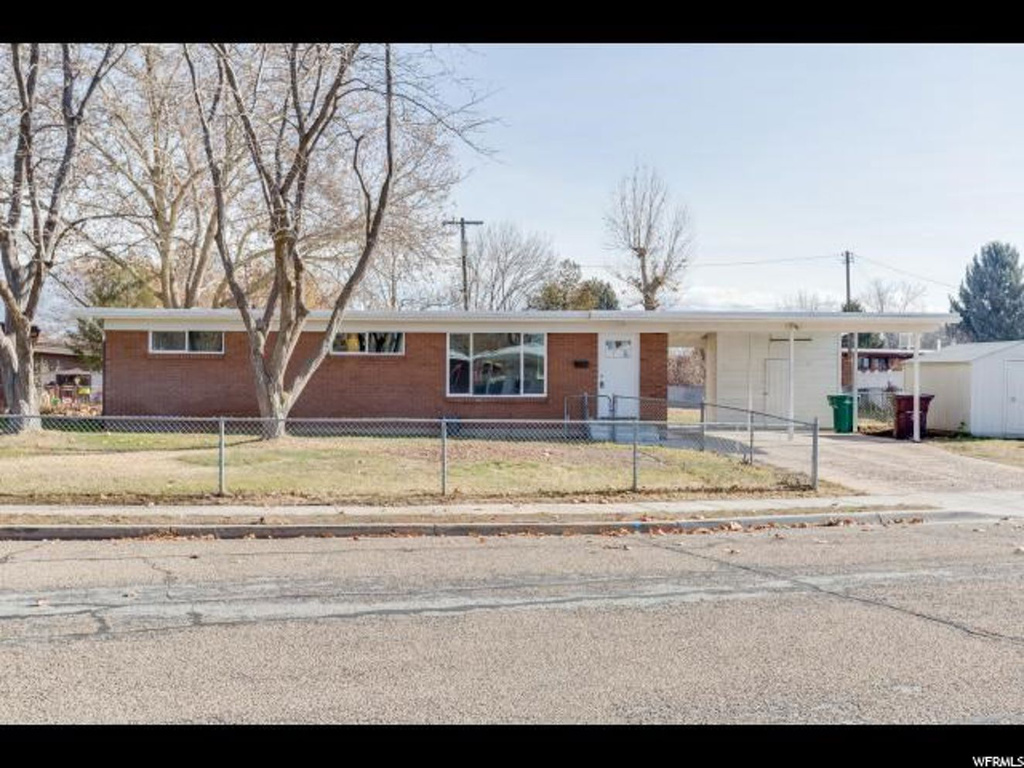 4938 S 2450 W, Roy, UT 84067