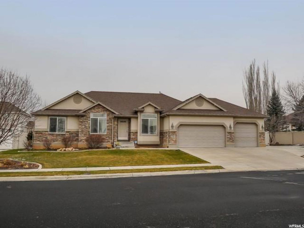 311 E 1925 S, Clearfield, UT 84015