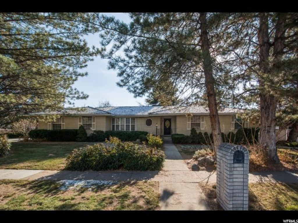 676 E Evesham Dr, Murray, UT 84107