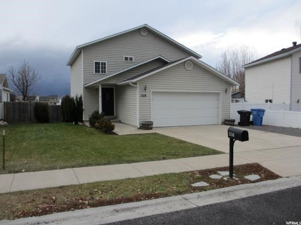 1218 W Southview Cir, Logan, UT 84321