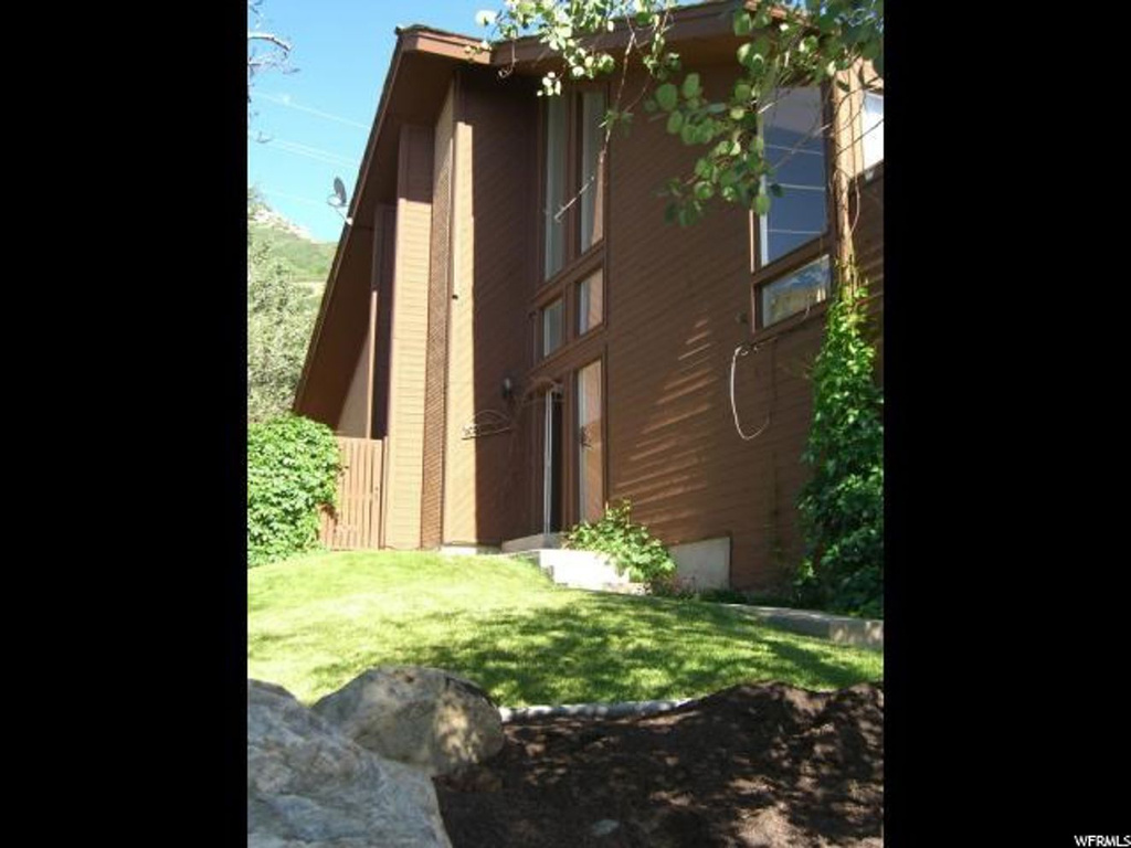 9005 S 3605 E, Sandy, UT 84093