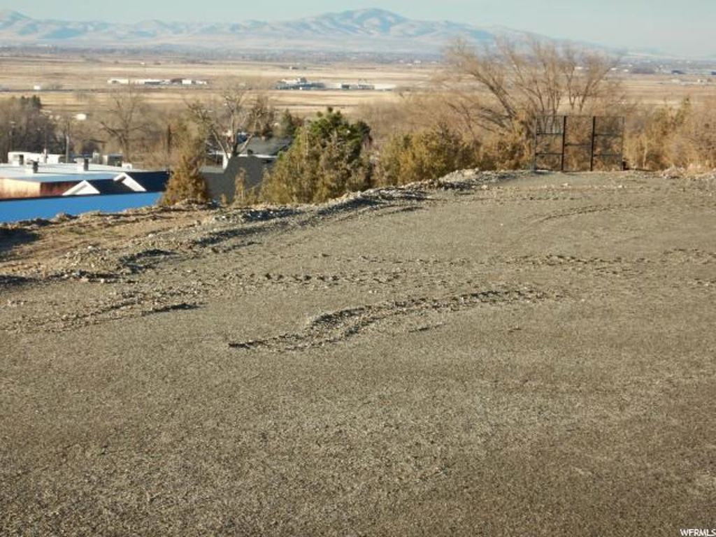 2970 S 800 W #3, Perry, UT 84302