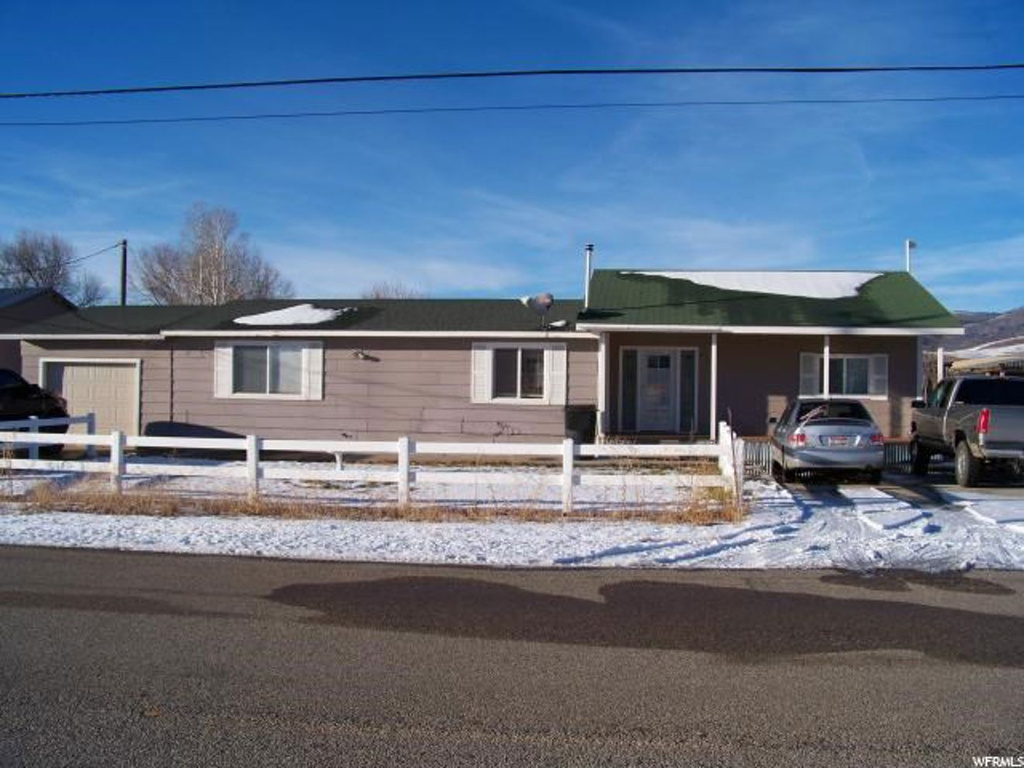 542 Stringtown Ln, Georgetown, ID 83239