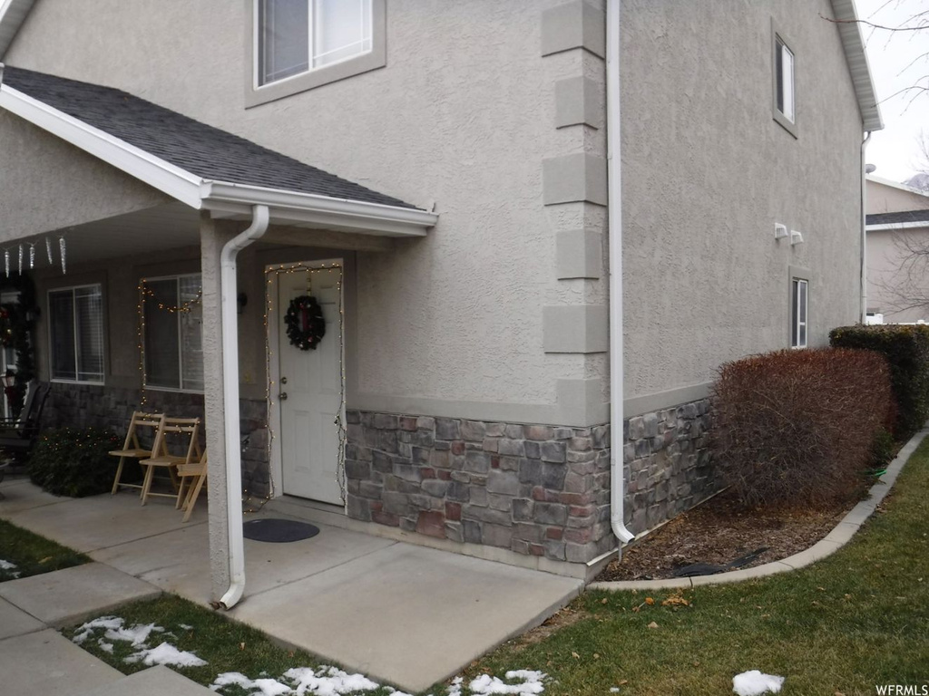 328 E 2350 N, North Ogden, UT 84414
