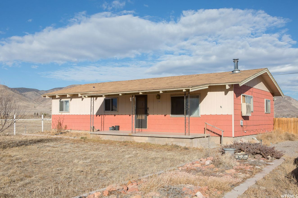 375 E 1150 S, Elsinore, UT 84724