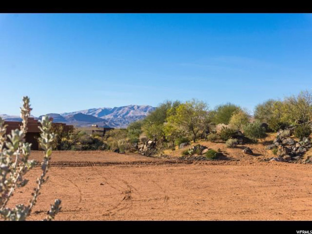 1500 E Split Rock Dr #24, Ivins, UT 84738