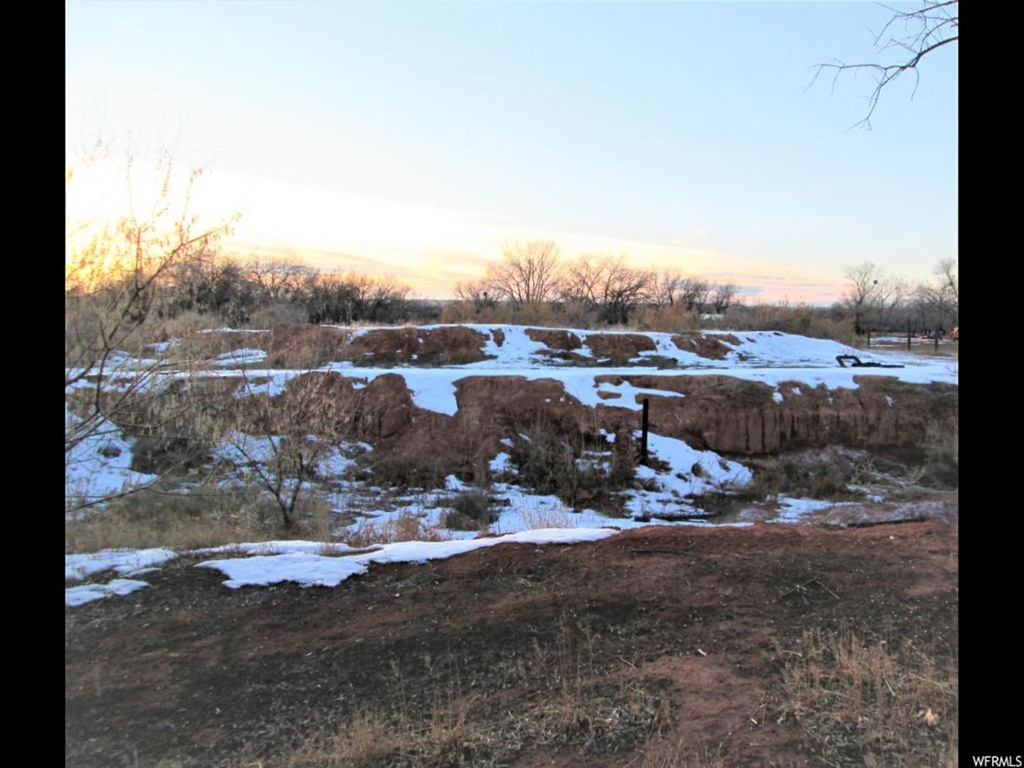 132 S 9500 E, Gusher, UT 84026