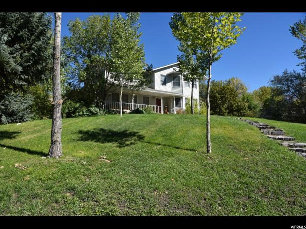 1290 E 4400 N, Hyde Park, UT 84318