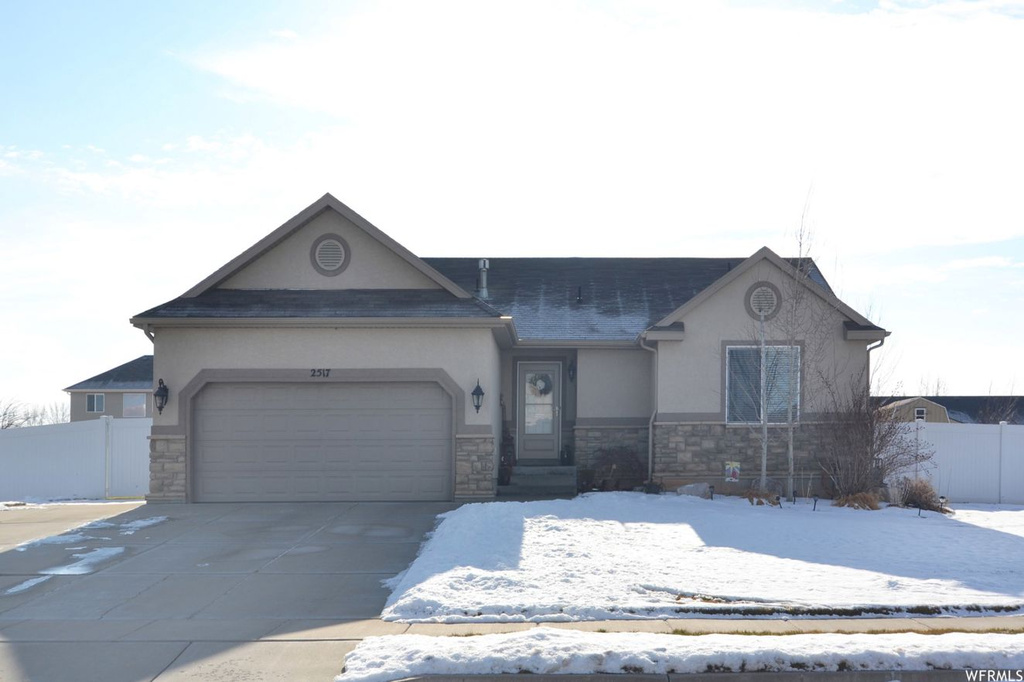 2517 W 2650 N, Clinton, UT 84015