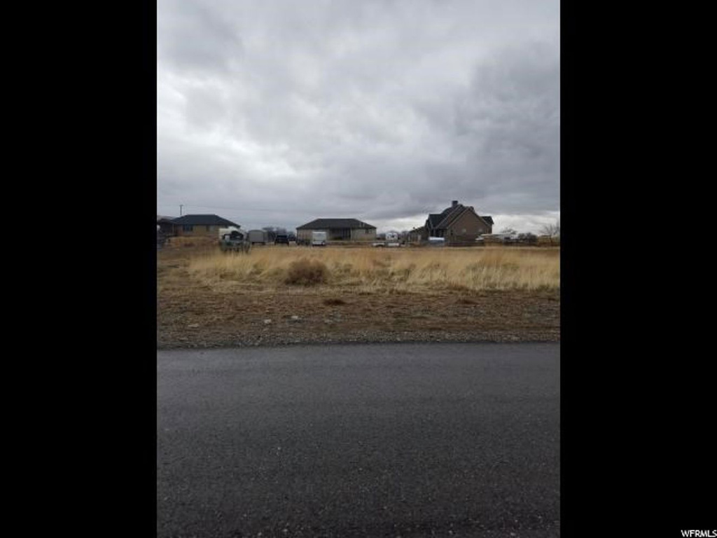 680 E 50 S #9, Mona, UT 84645
