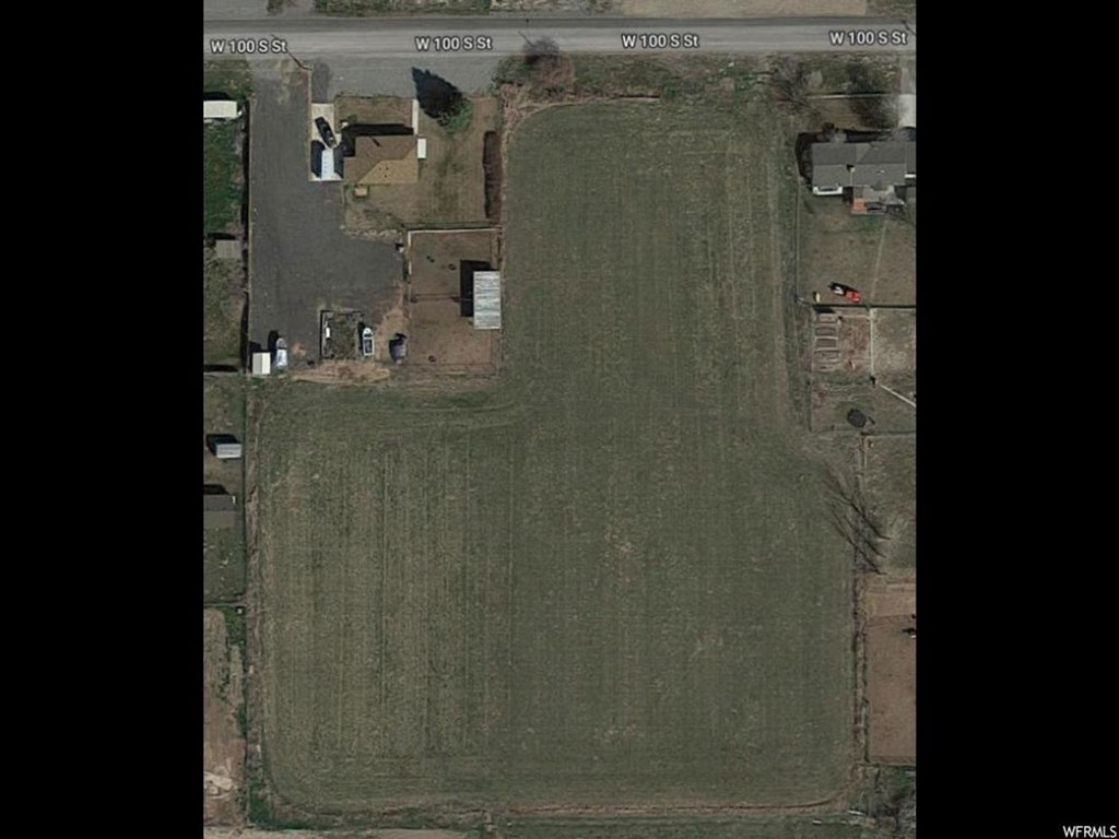 285 W 100 S, Mona, UT 84645