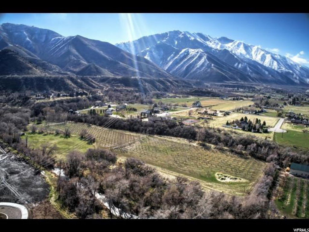 1989 N 2000 E, Mapleton, UT 84664