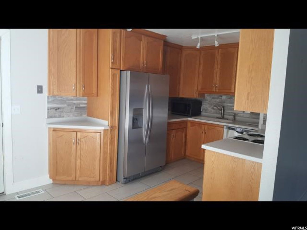 89 S Cedar Dr, Vernal, UT 84078