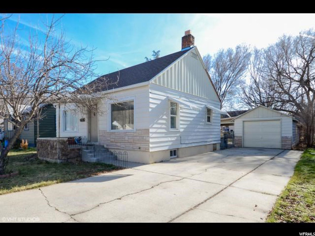 571 S 16th St E, Ogden, UT 84404