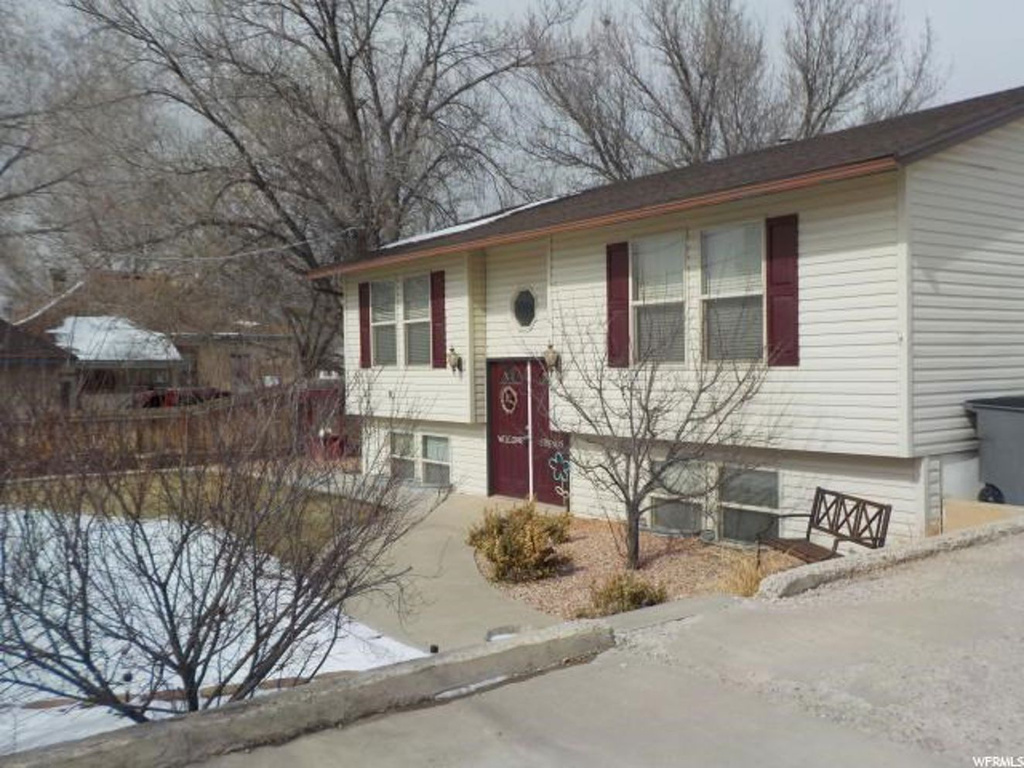 245 E 300 S, Salina, UT 84654