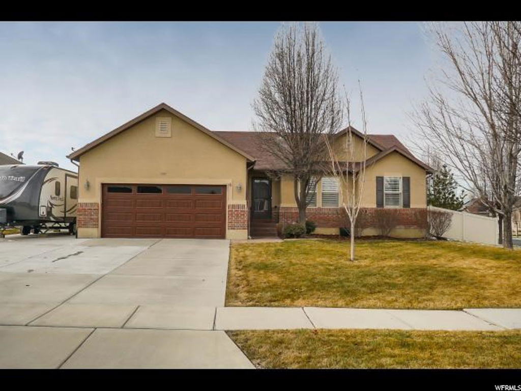 2007 N 2645 W, Clinton, UT 84015