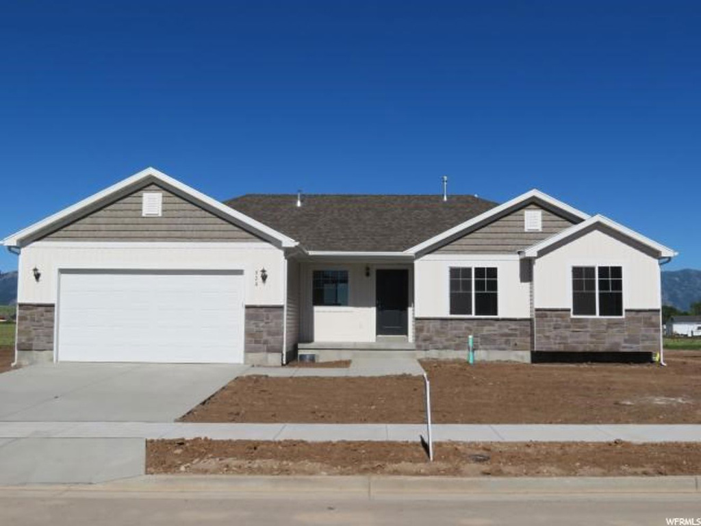 528 S 770 E, Hyrum, UT 84319