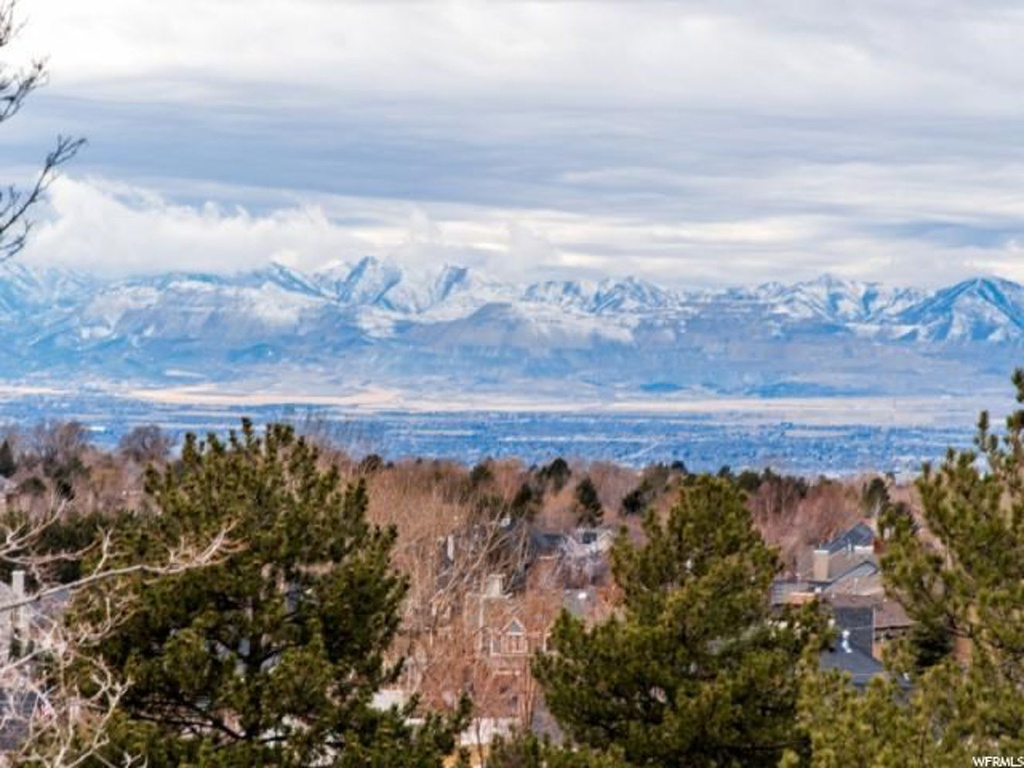 11007 S 2125 E, Sandy, UT 84092