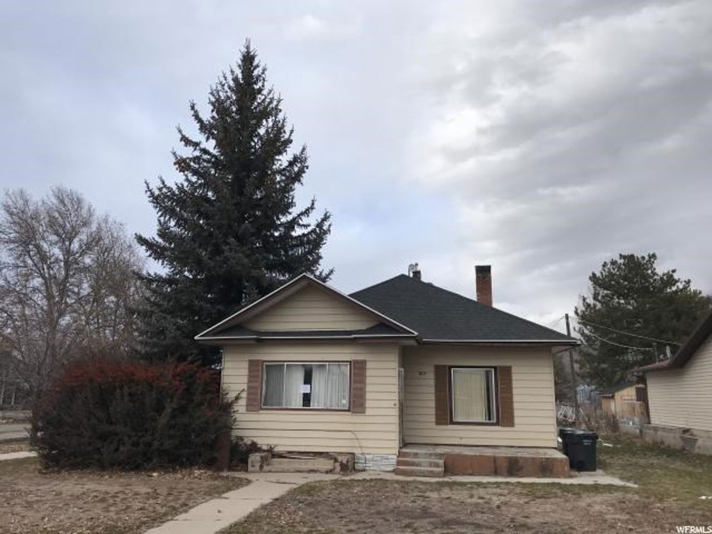 305 E 200 N, Nephi, UT 84648