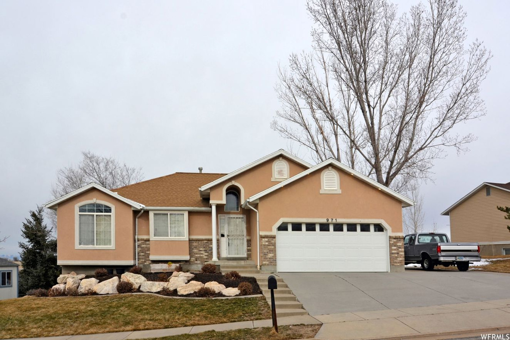 971 E 3350 N, Layton, UT 84040