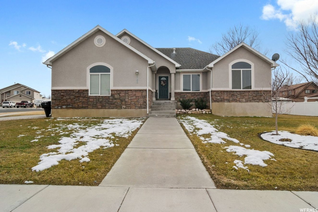 3953 W 1085 S, Syracuse, UT 84075