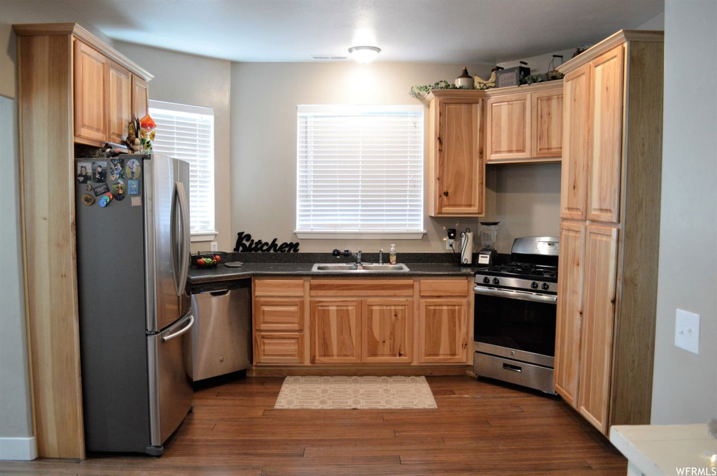 182 E 100 S, Gunnison, UT 84634