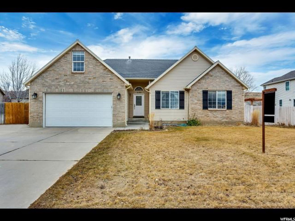 2197 E View Dr S, South Weber, UT 84405