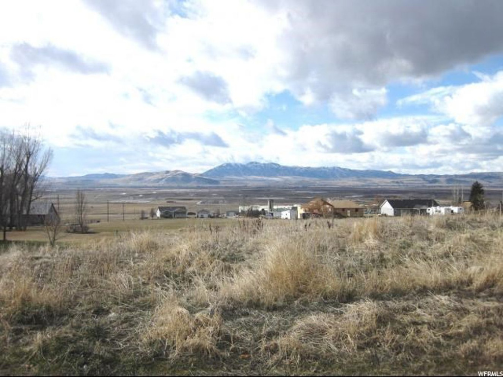 866 S 100 E #8, Richmond, UT 84333