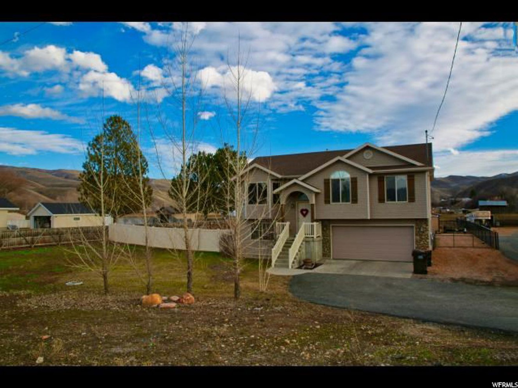 118 E Main N, Henefer, UT 84033
