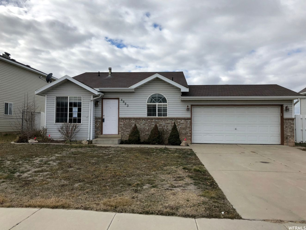4883 S 4050 W, Roy, UT 84067