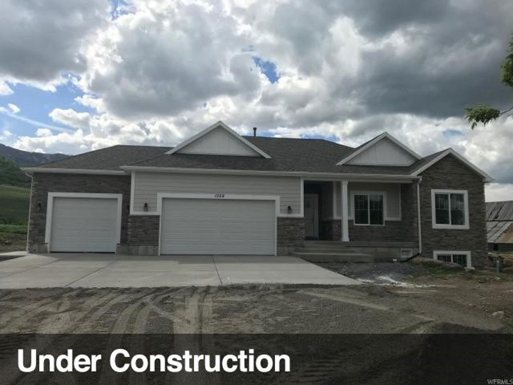 1329 S Cooper Loop Rd, Wellsville, UT 84339