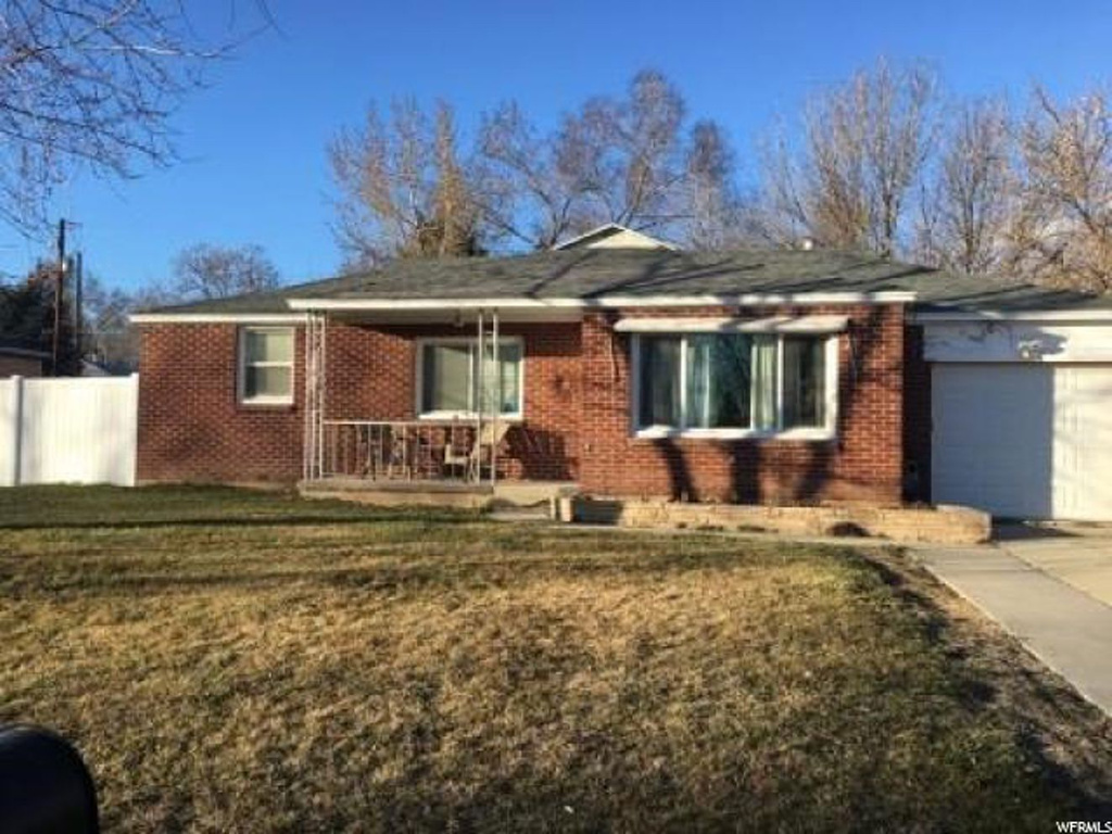 271 W Glen Pl, Layton, UT 84041