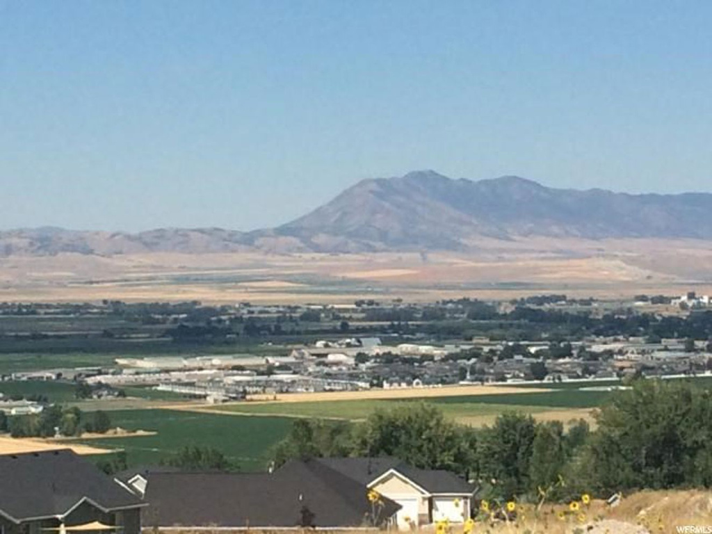 850 E 600 N #40, Hyde Park, UT 84318
