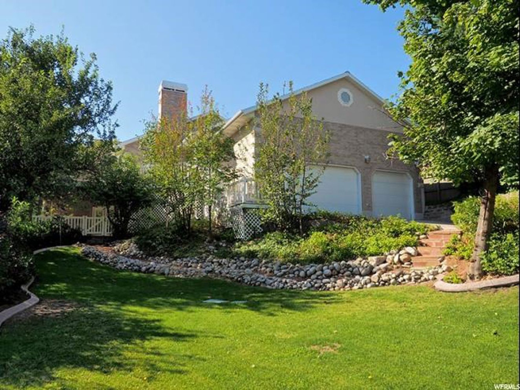 2110 E Commotion Dr S, Sandy, UT 84093