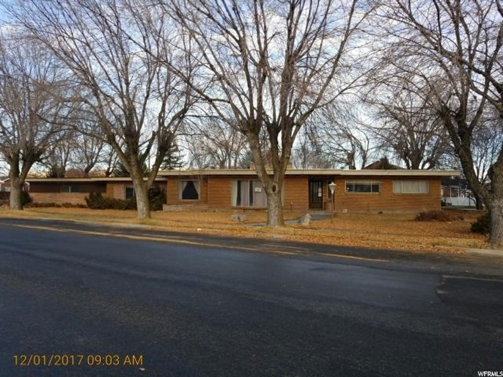 293 E 500 N, Tremonton, UT 84337