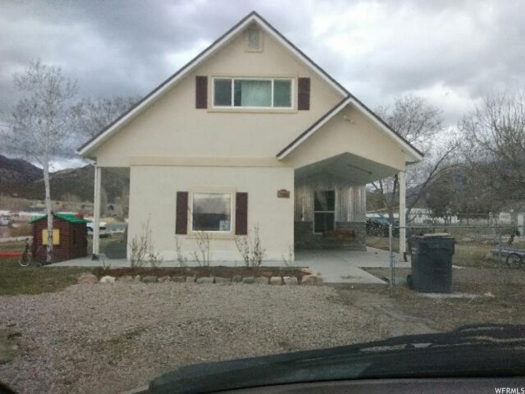 896 N 200 E, Nephi, UT 84648