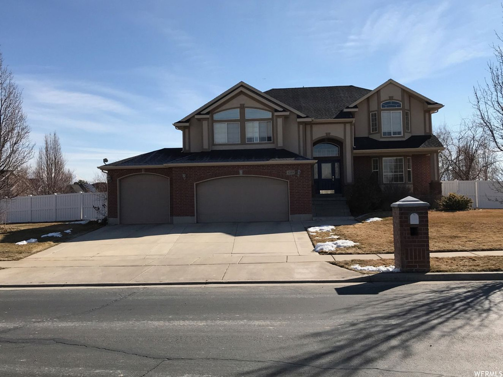 1253 Doral Dr, Syracuse, UT 84075