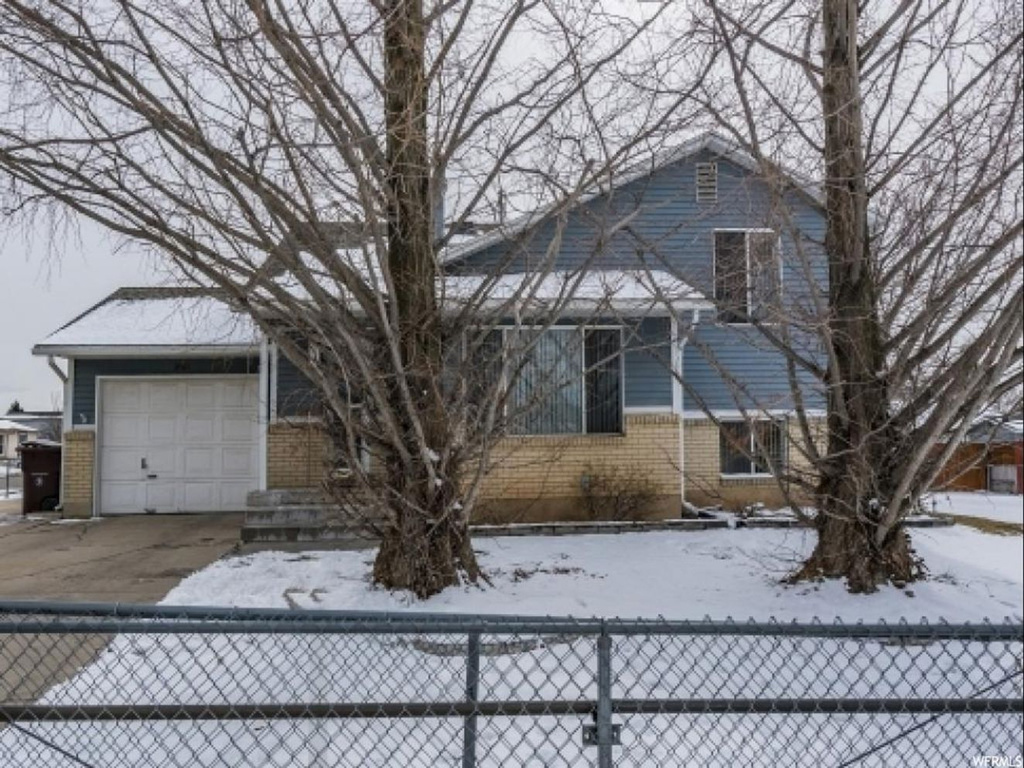 2983 W 5000 S, Roy, UT 84067