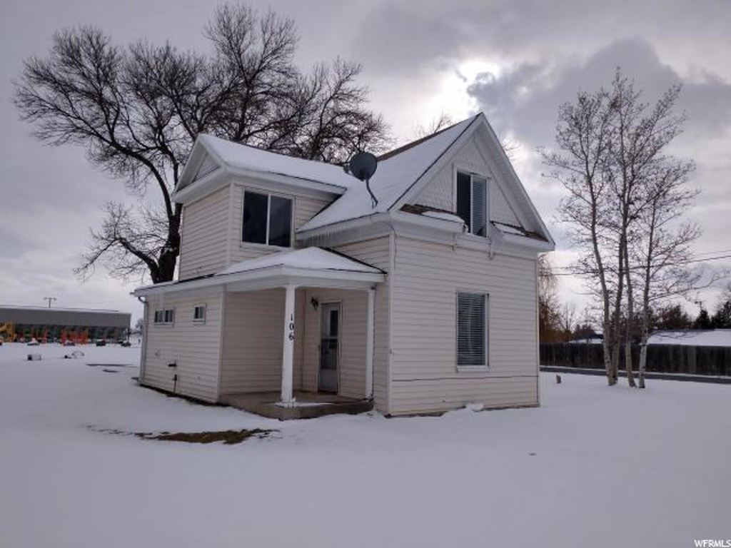 106 E E Center St S, Lewiston, UT 84320