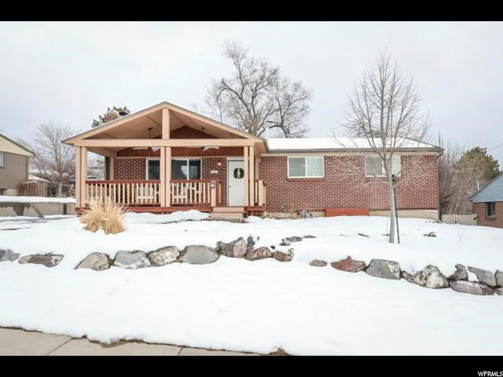 5537 S Hillside Dr E, Murray, UT 84107