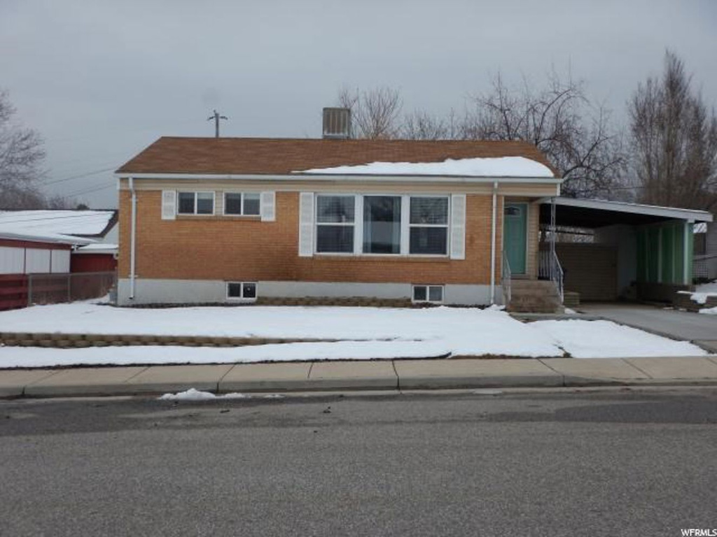 4462 S 175 E, Washington Terrace, UT 84405
