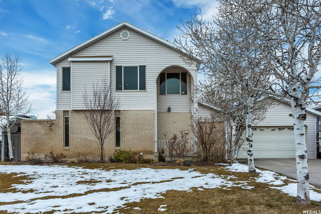 209 E Marla Way, Midvale, UT 84047